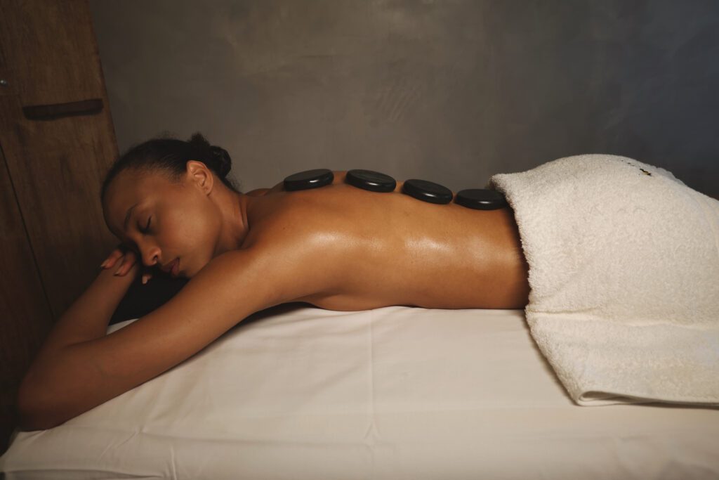 Massagens terapêuticas no Spa Kairós, no Morumbi – São Paulo.